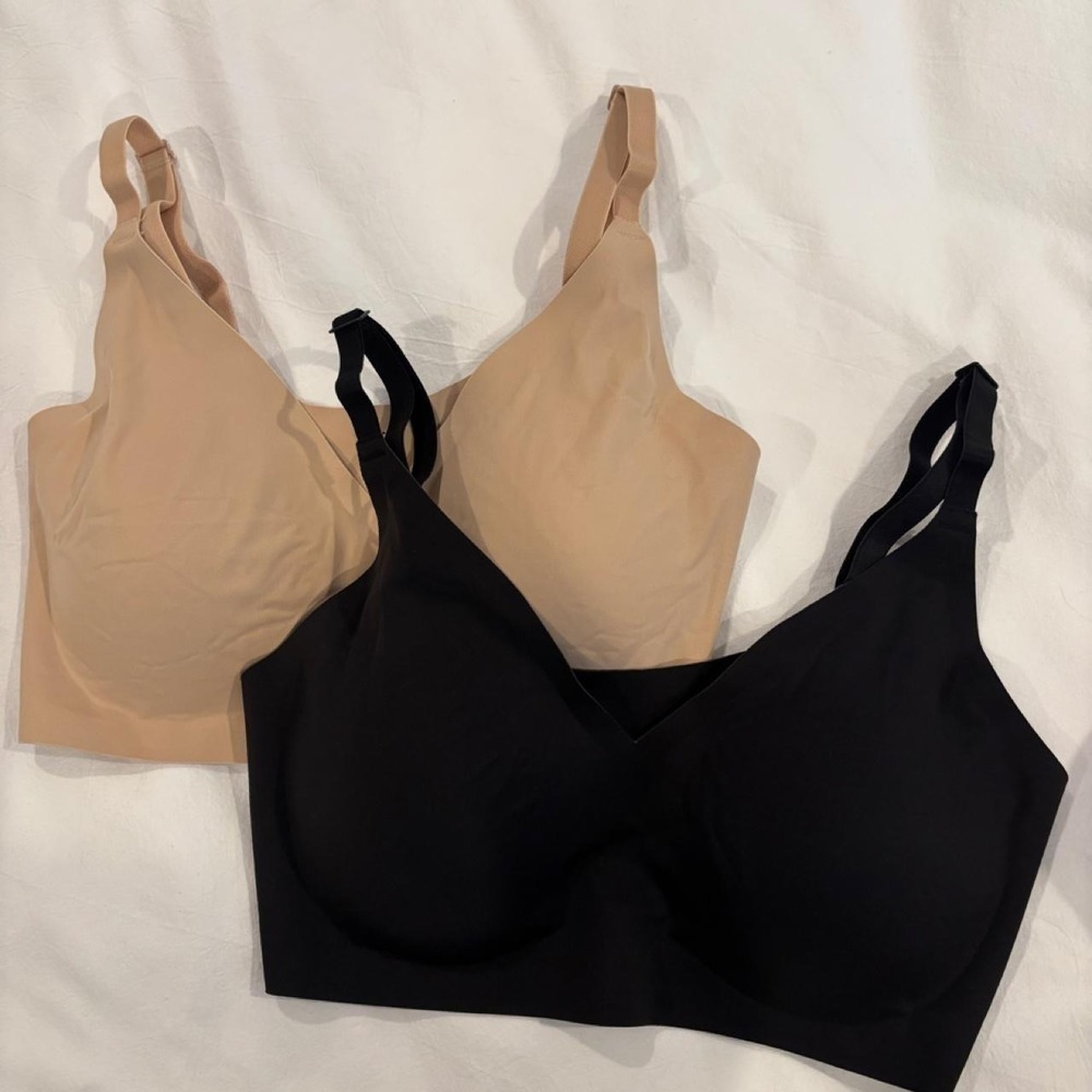 True & Co set of 2 size Medium bras. EUC